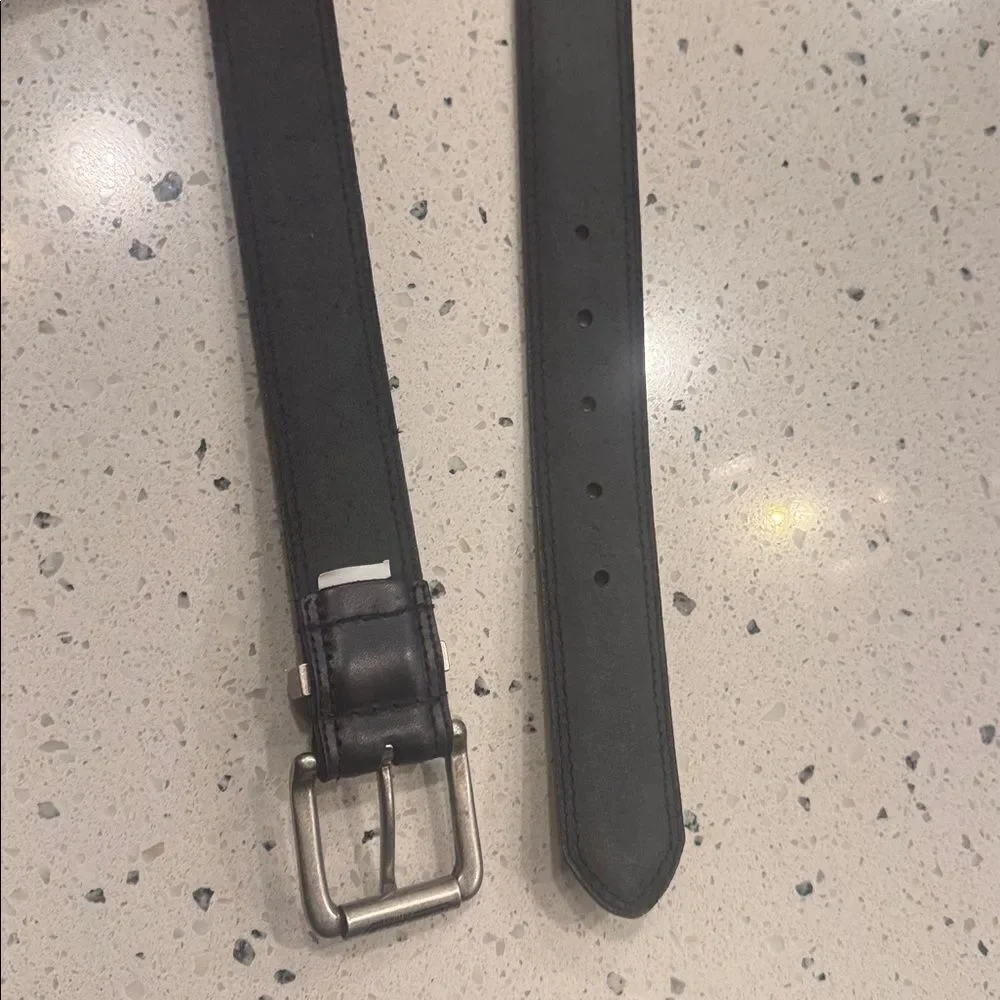Dickies Genuine Men's Black Leather Belt Casual Work Sleek Size 44 NWOT